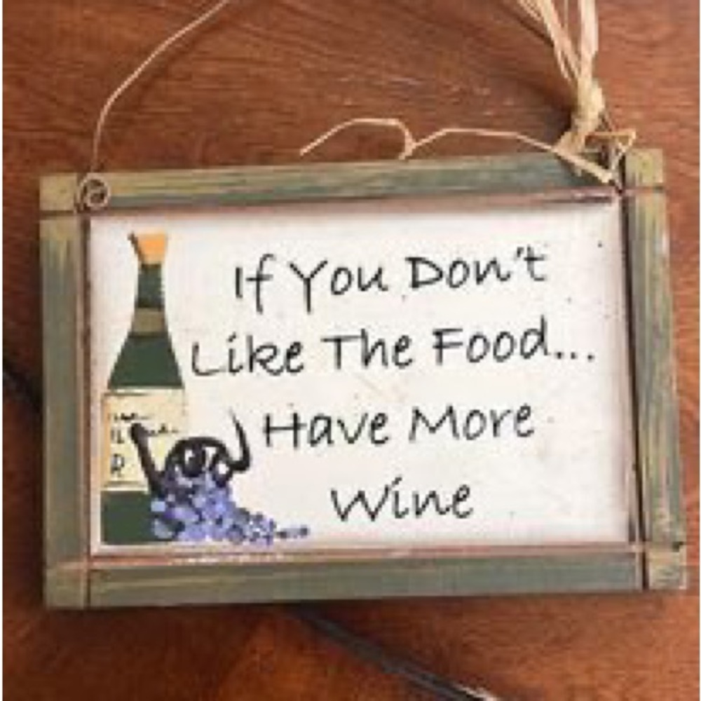 Kitchen wine decor